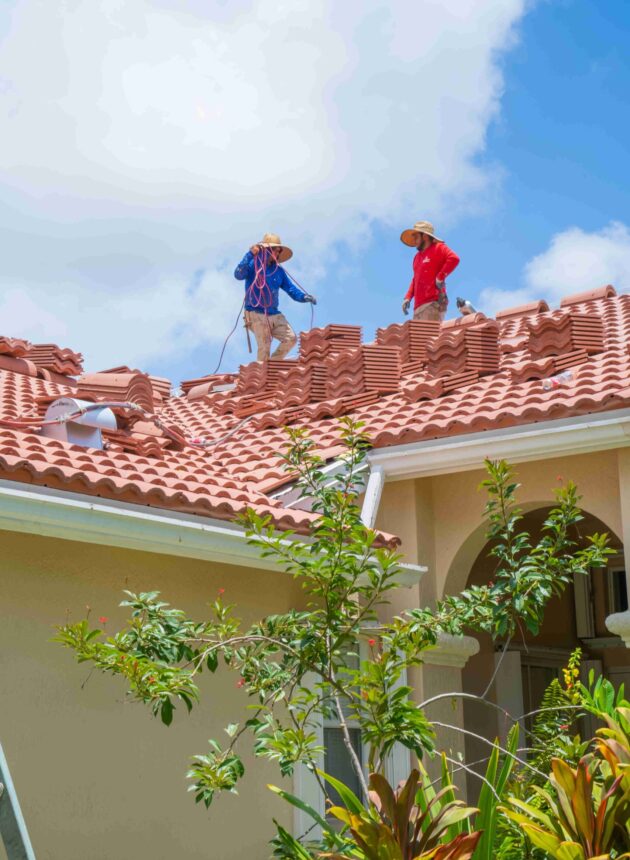 Roof Repair and Maintenance Services in Florida
